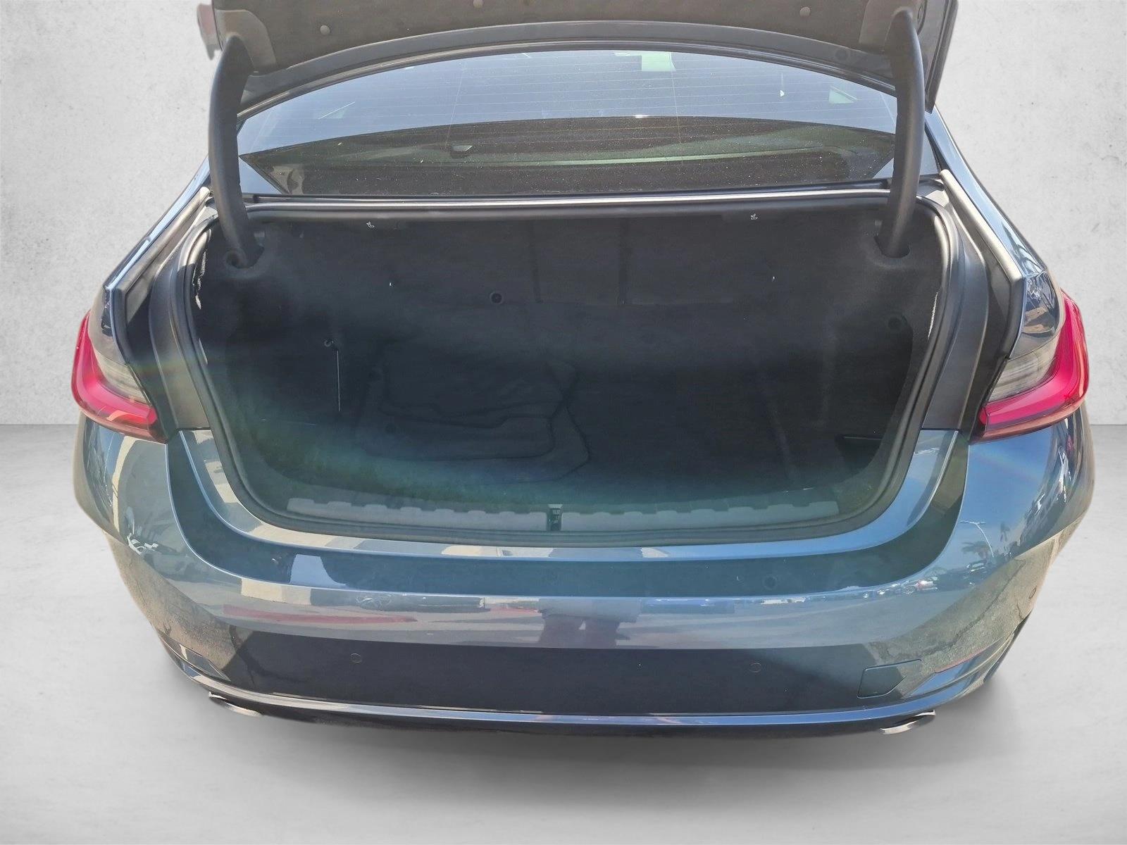 2026 BMW 3 Series 330i - Photo 6