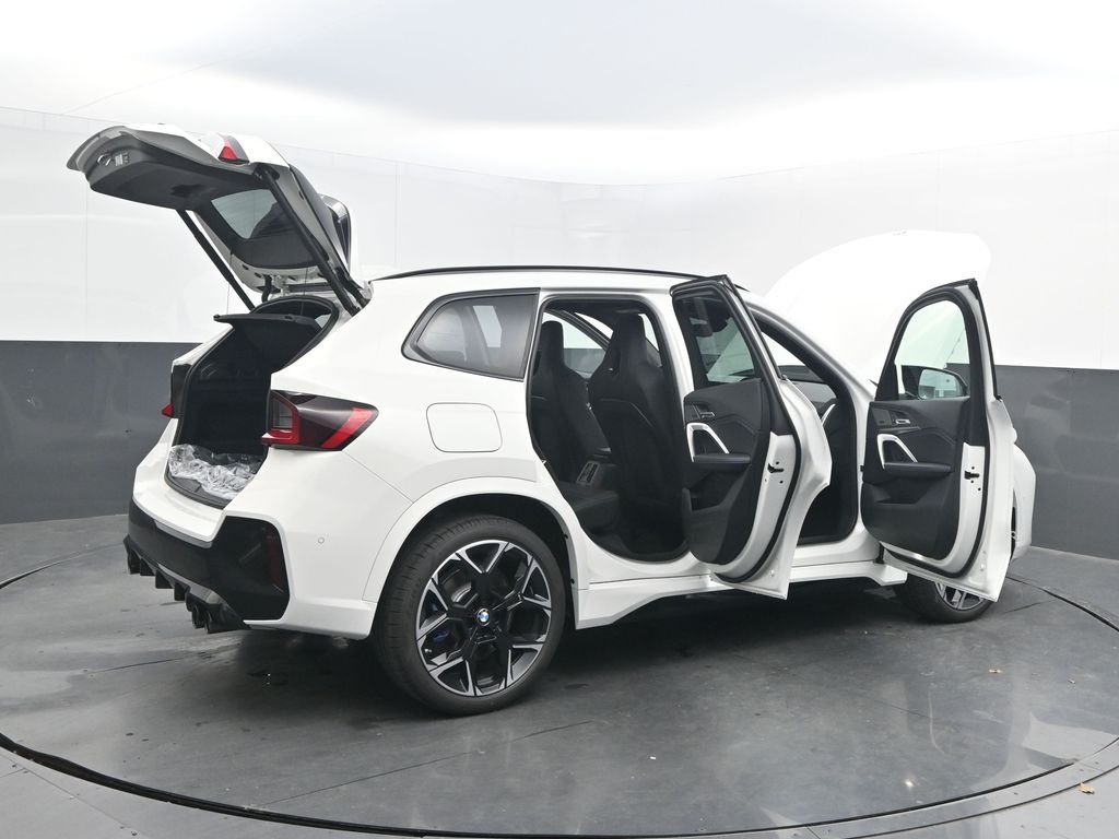 2026 BMW X1 M35i - Photo 54