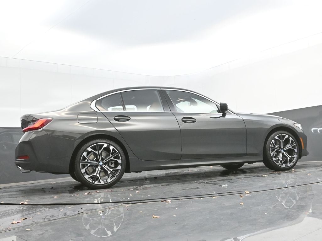 2026 BMW 3 Series 330i - Photo 41