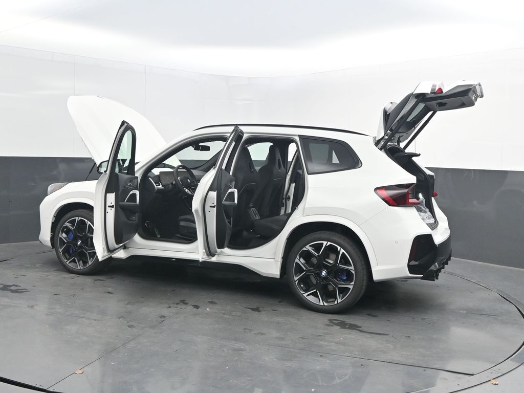 2026 BMW X1 M35i - Photo 55