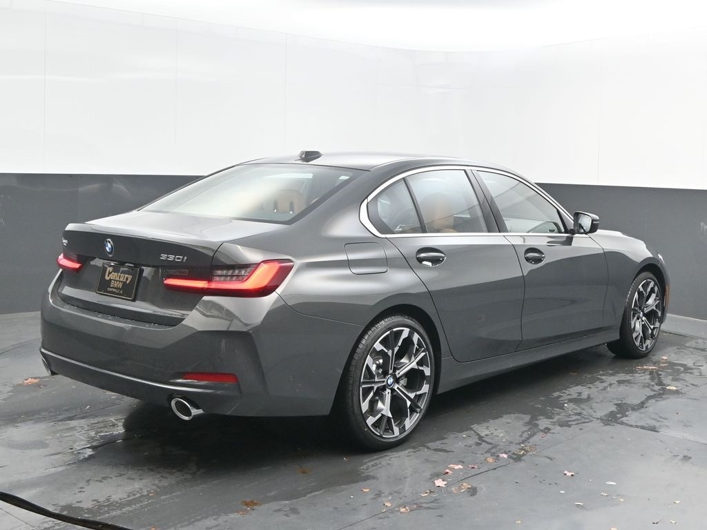 2026 BMW 3 Series 330i - Photo 7