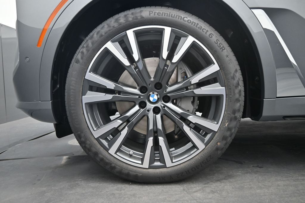 New 2027 BMW X7 xDrive40i SUV