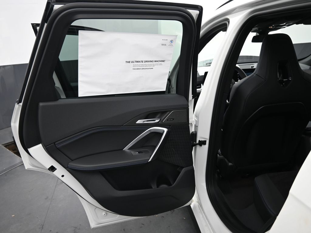 2026 BMW X1 M35i - Photo 34