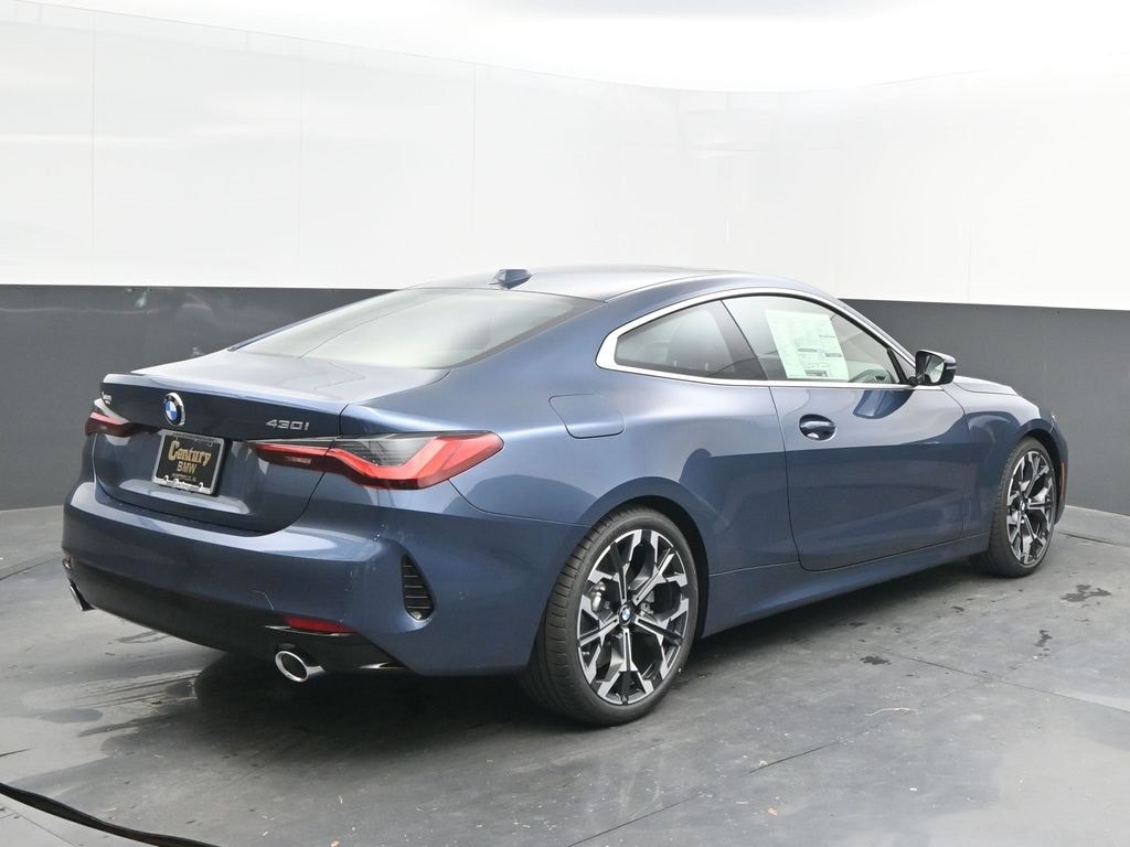2026 BMW 4 Series 430i - Photo 7