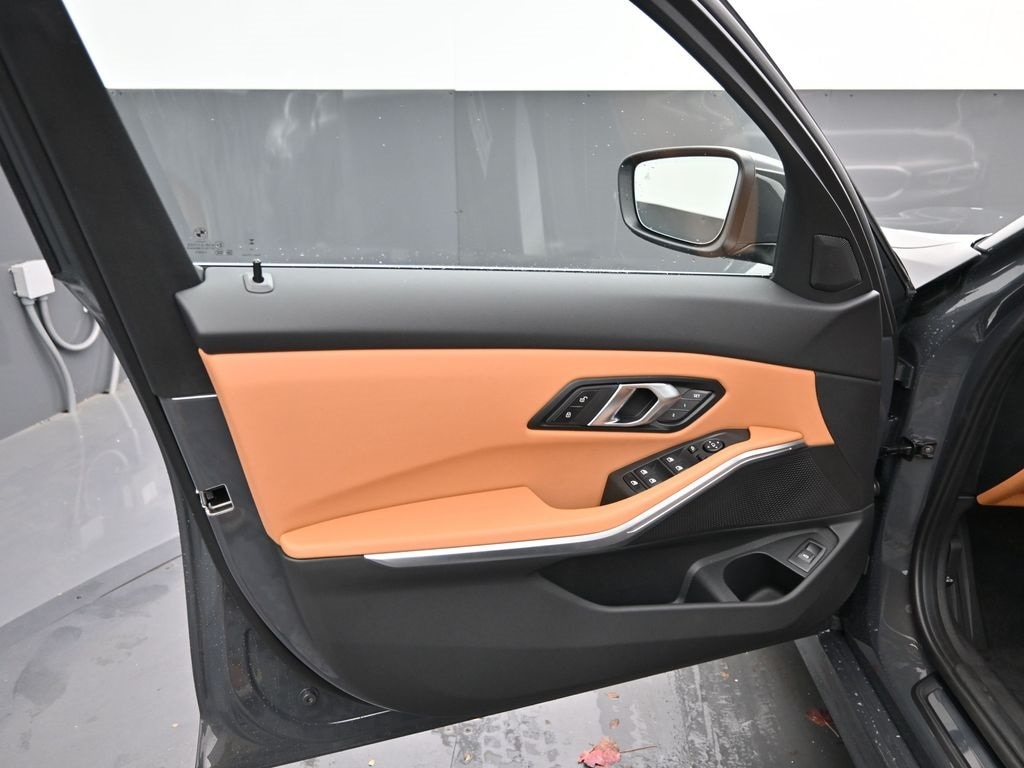 2026 BMW 3 Series 330i - Photo 10