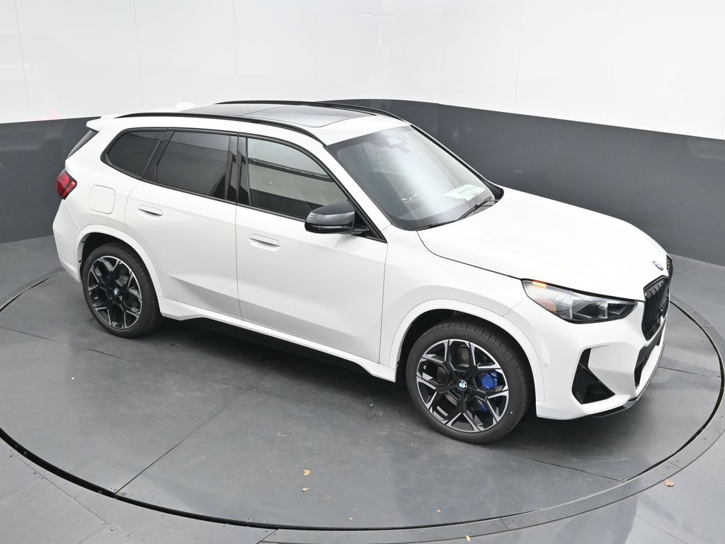 2026 BMW X1 M35i - Photo 45