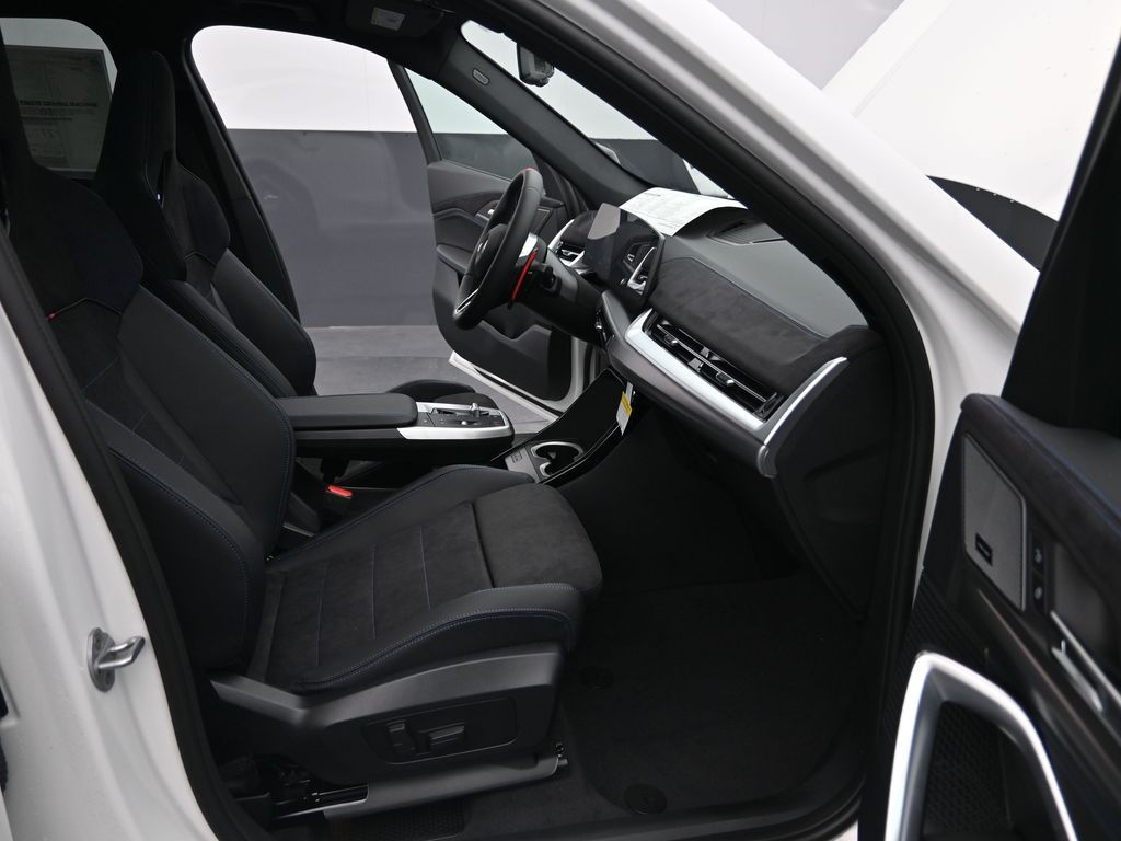 2026 BMW X1 M35i - Photo 26