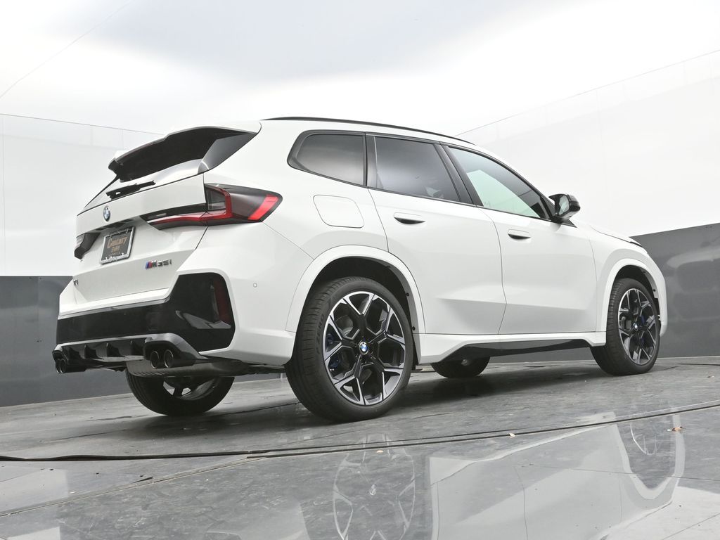 2026 BMW X1 M35i - Photo 50