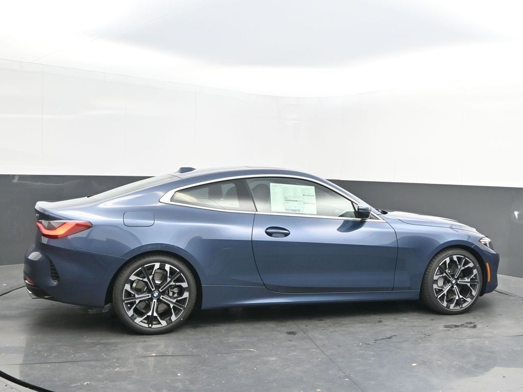2026 BMW 4 Series 430i - Photo 8