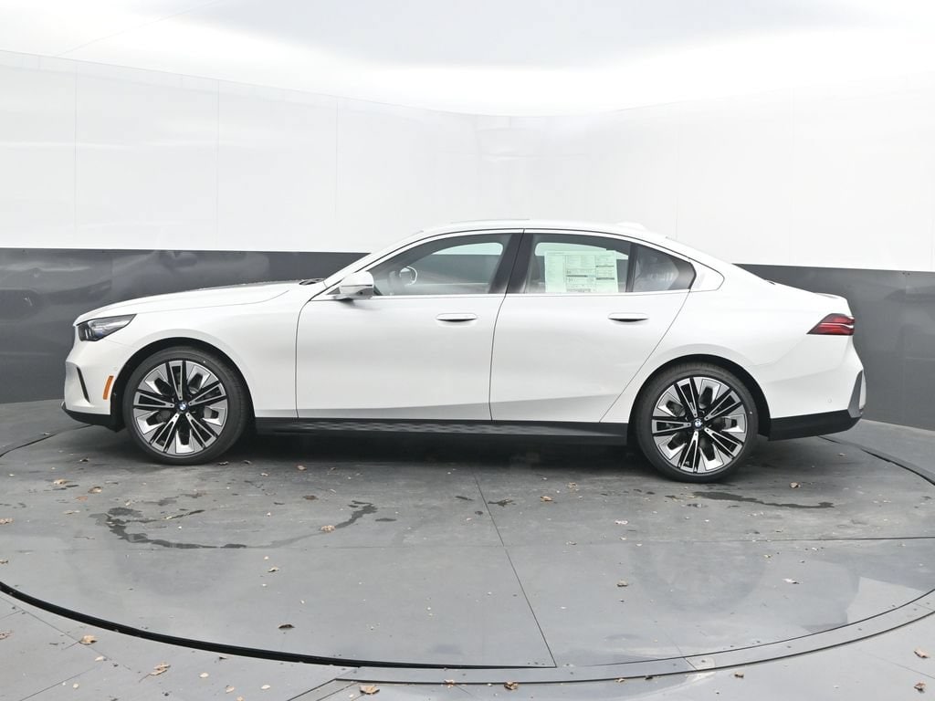 New 2026 BMW 5 Series 530i Sedan