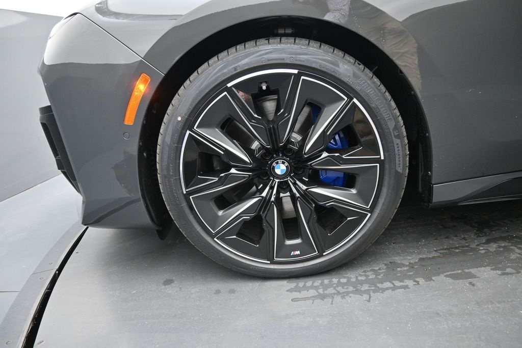 New 2026 BMW 7 Series 760i xDrive Sedan