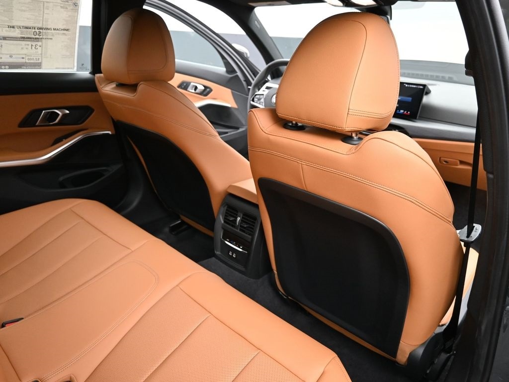 2026 BMW 3 Series 330i - Photo 24