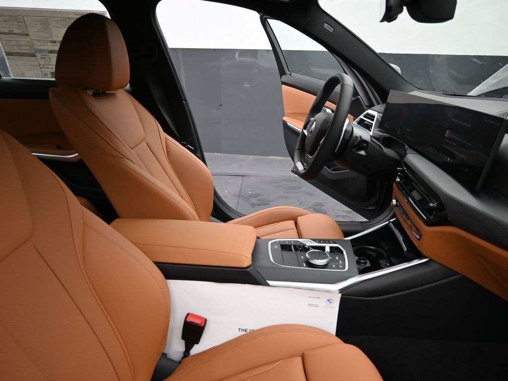 2026 BMW 3 Series 330i - Photo 21