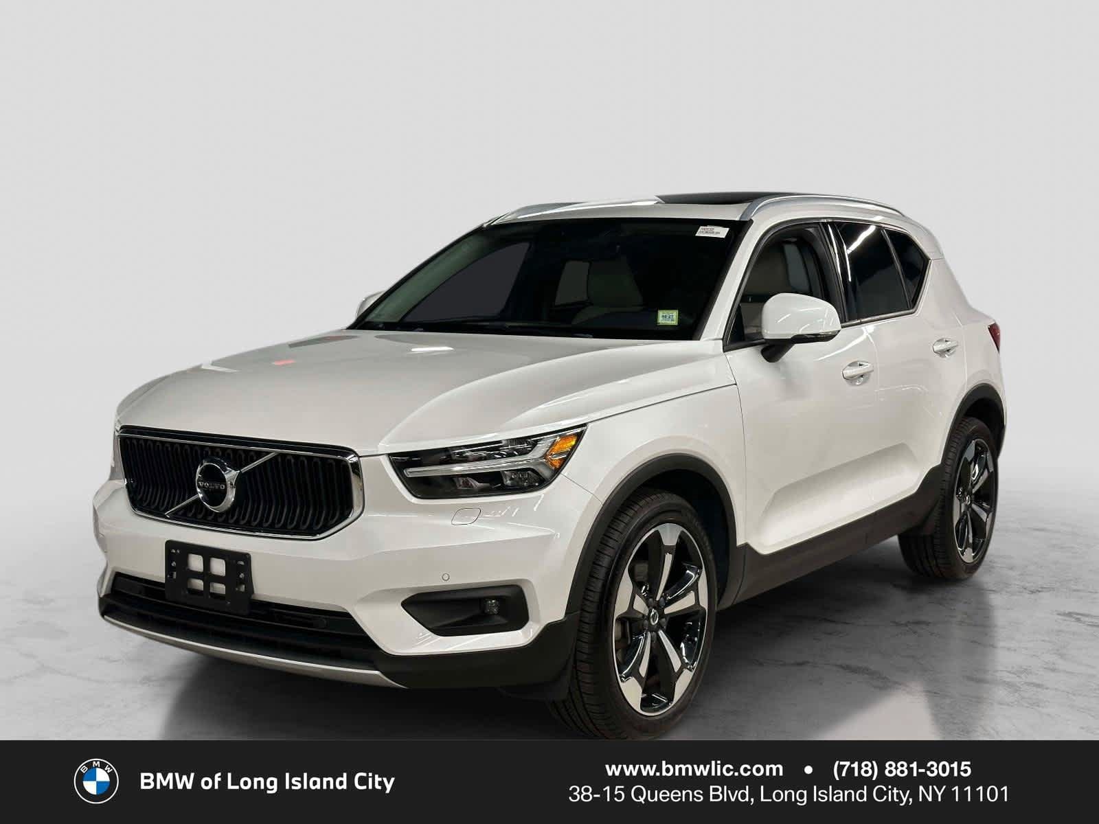 2022 Volvo XC40