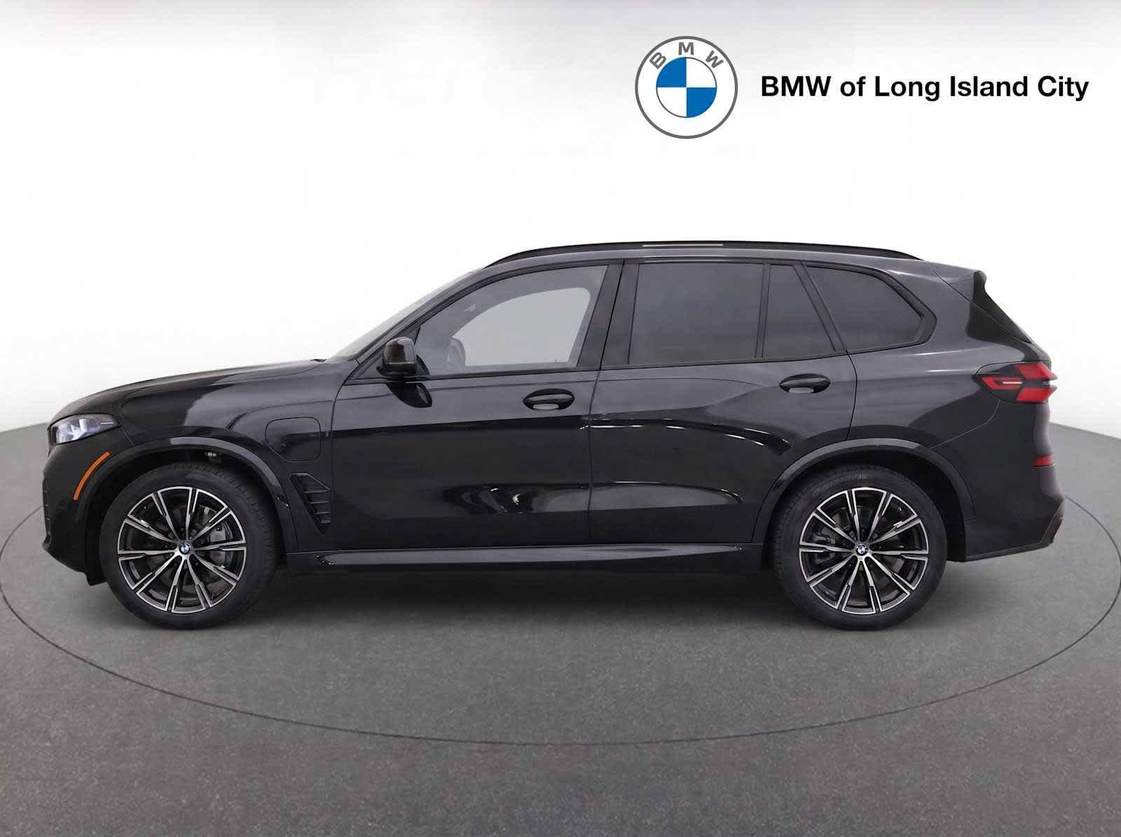 New 2026 BMW X5 PHEV xDrive50e SUV