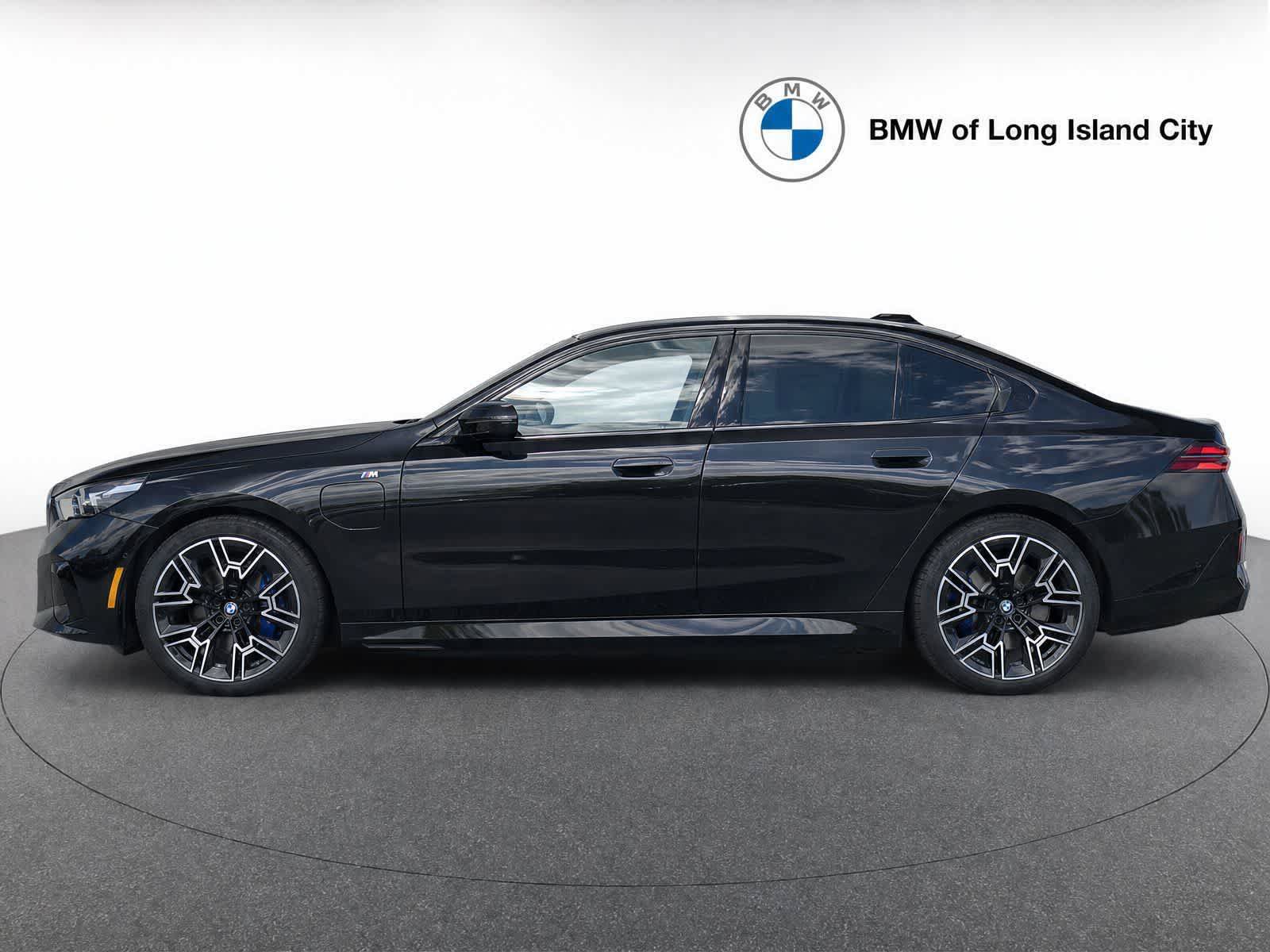 New 2027 BMW 550e xDrive Sedan