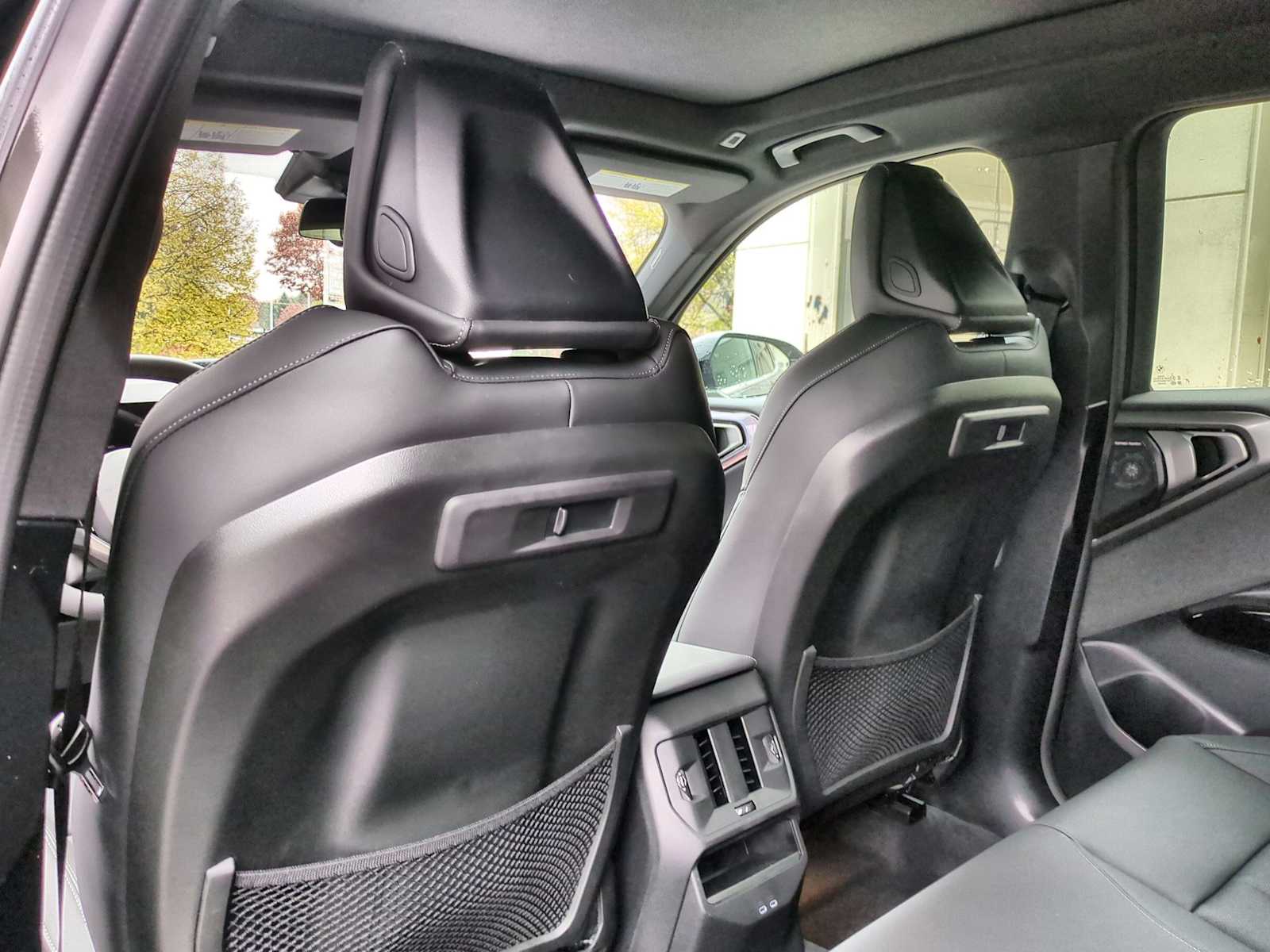 2026 BMW X3 30 - Photo 18