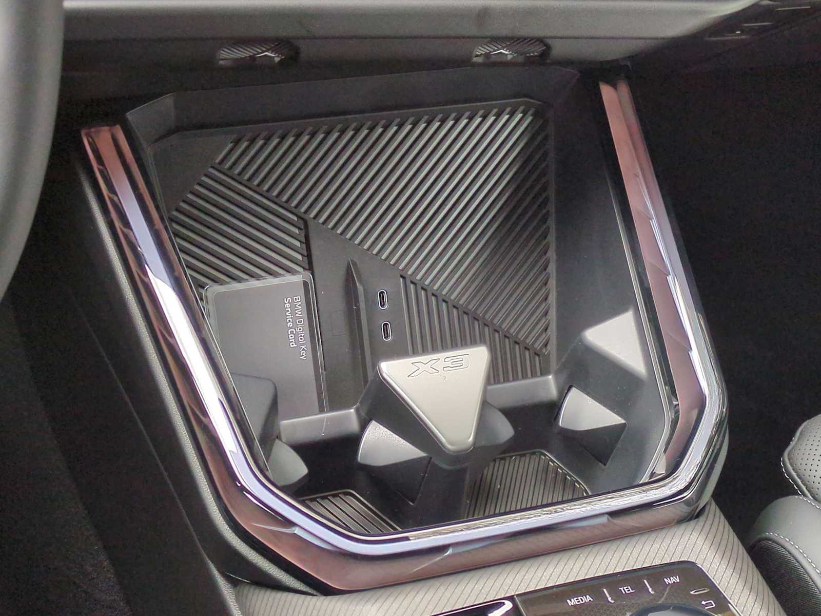 2026 BMW X3 30 - Photo 33