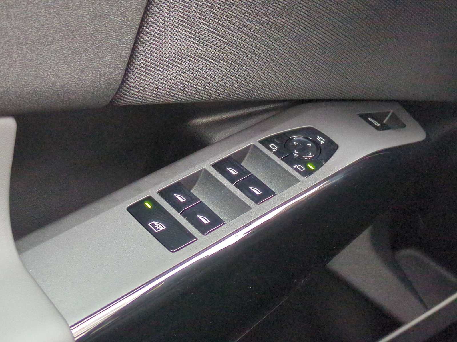 2026 BMW X3 30 - Photo 39