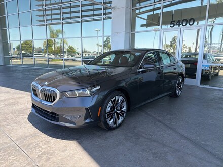 2026 BMW 5 Series 530i Sedan