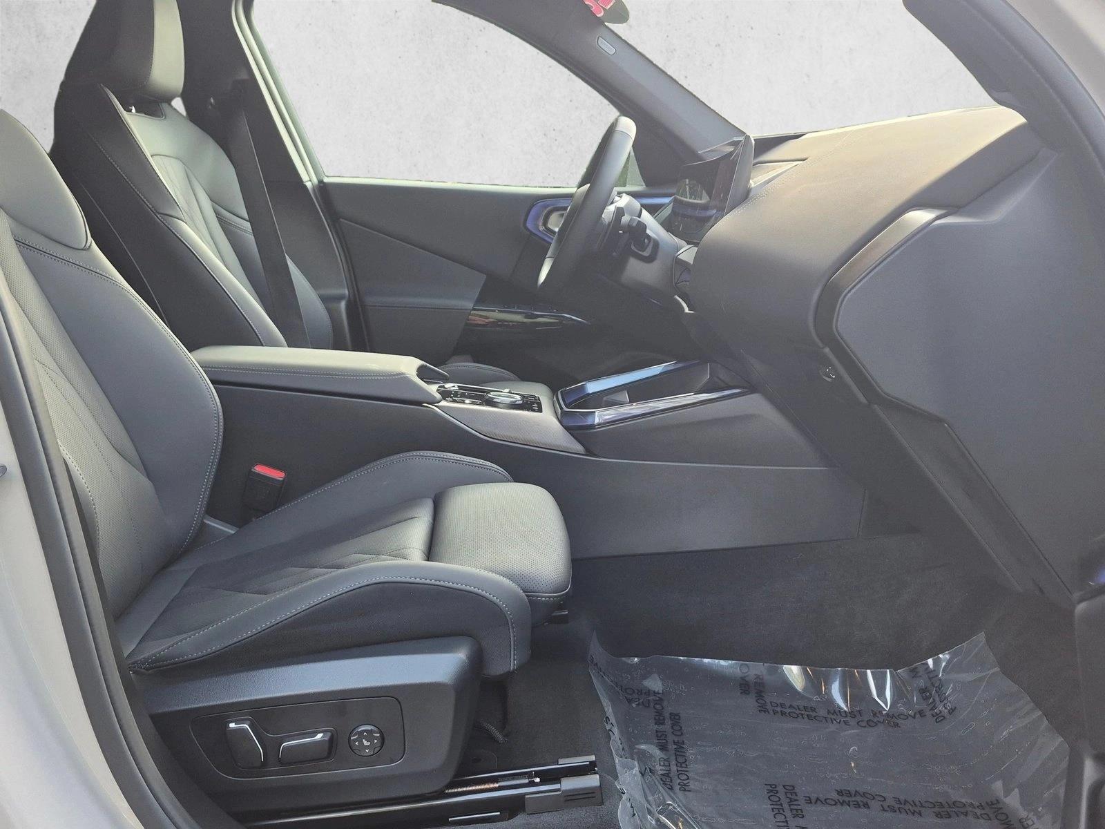 2026 BMW X3 30 - Photo 21