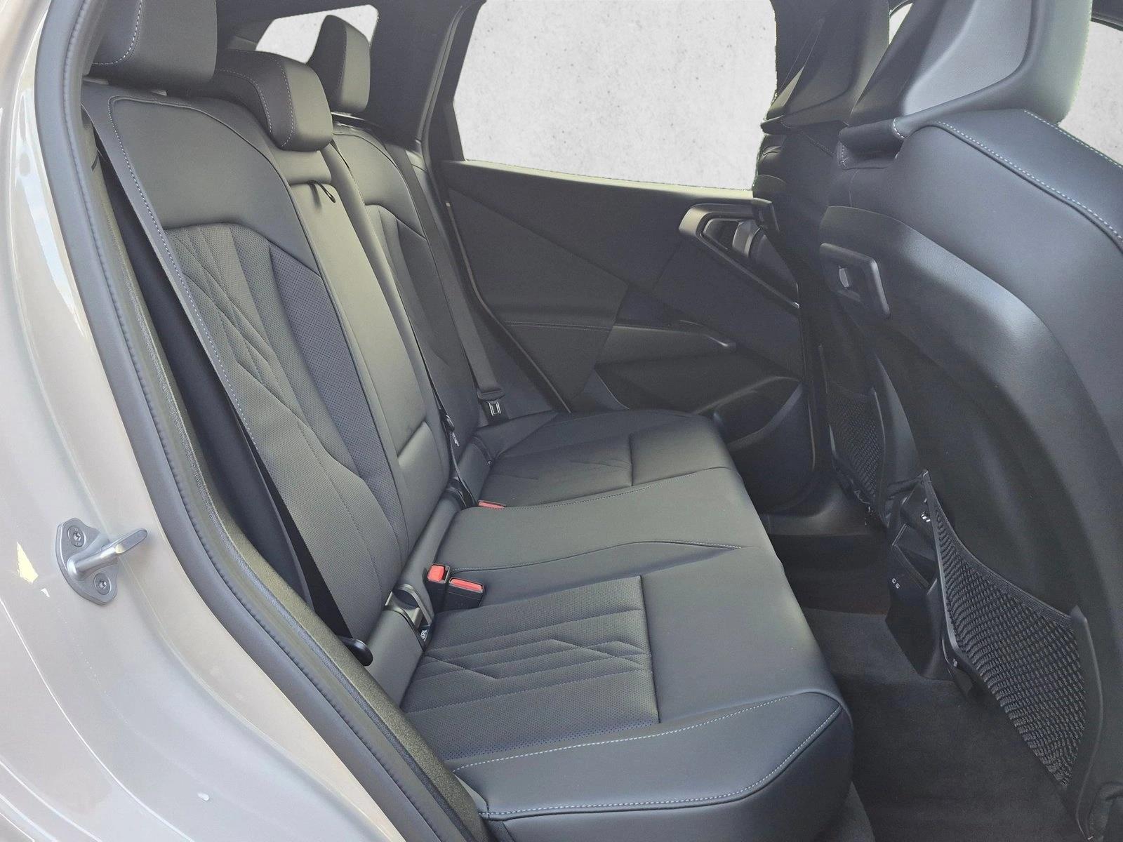 2026 BMW X3 30 - Photo 19