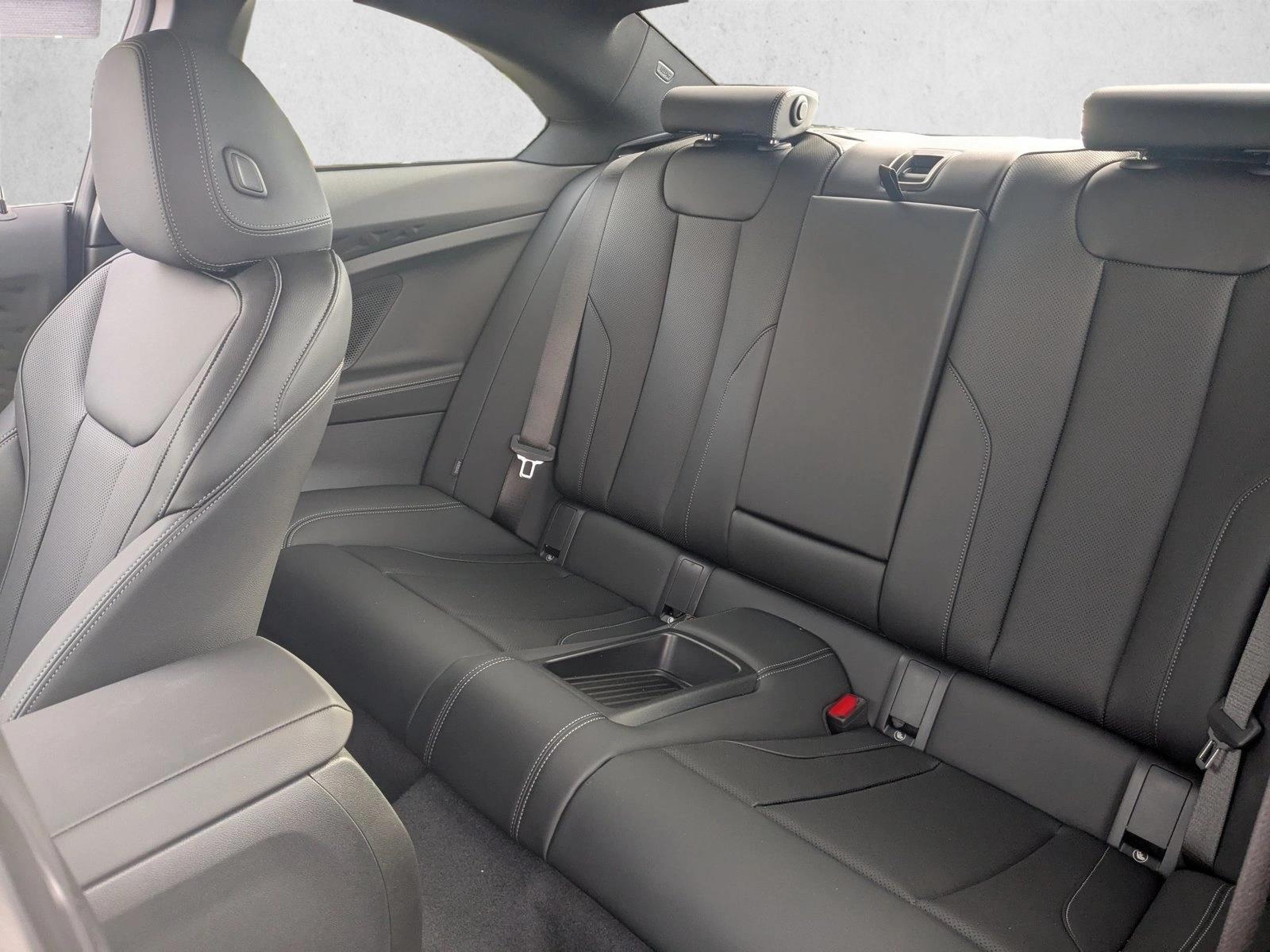 2025 BMW 2 Series 230i - Photo 16