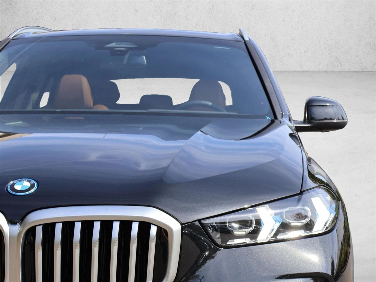 2026 BMW X5 50e - Photo 2