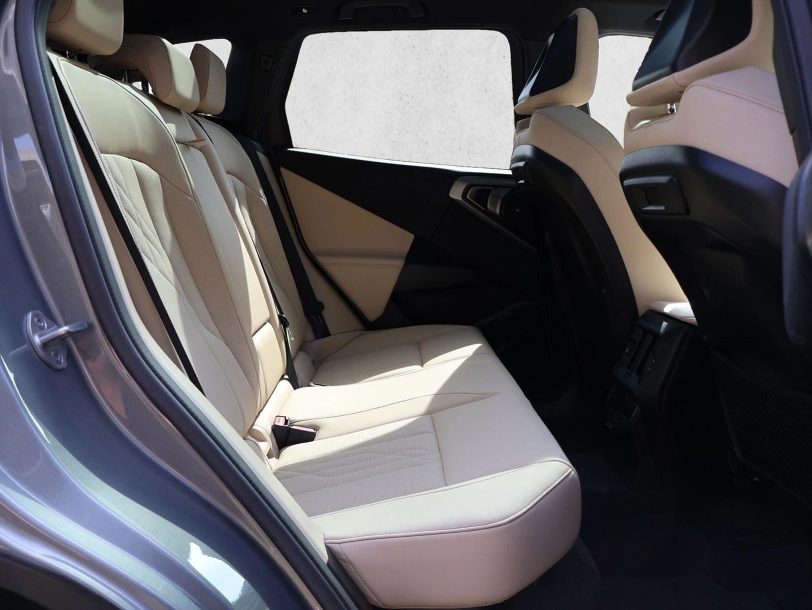 2026 BMW X3 30 - Photo 23
