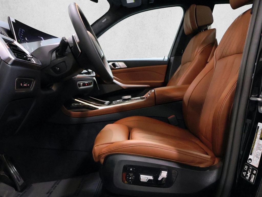 New 2026 BMW X7 M60i SUV