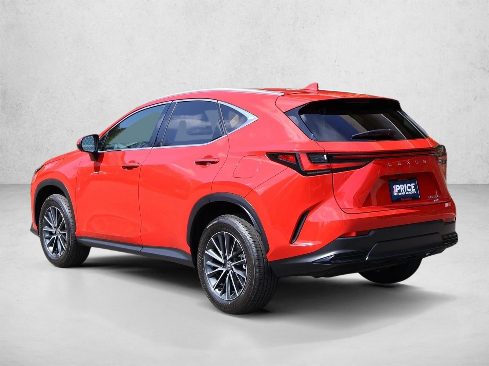 2025 Lexus NX 350 - Photo 10
