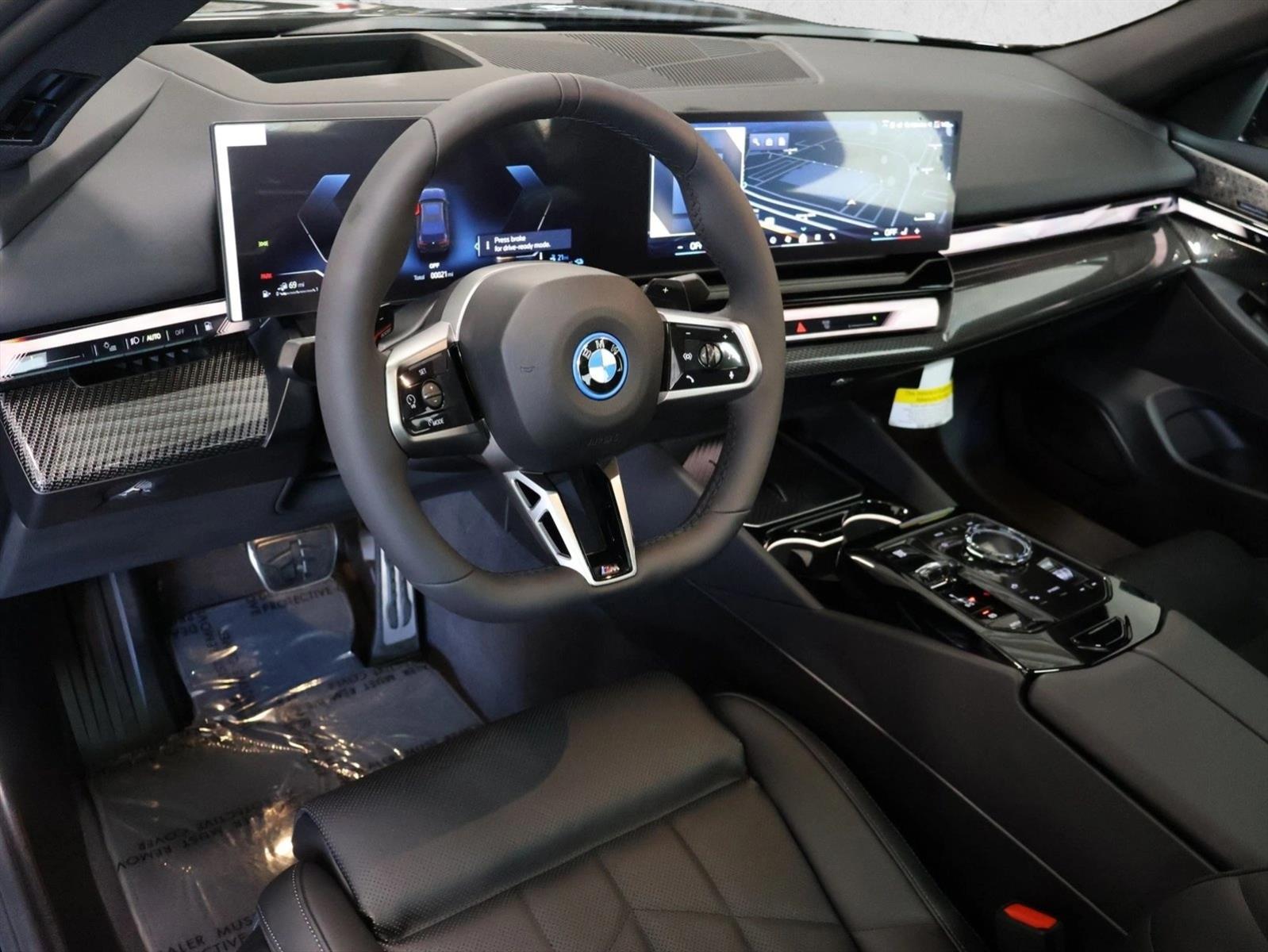 Used 2027 BMW 550e xDrive Sedan