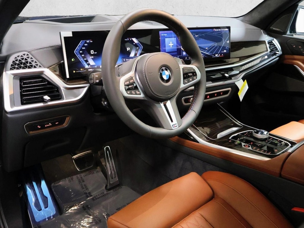 New 2026 BMW X7 M60i SUV