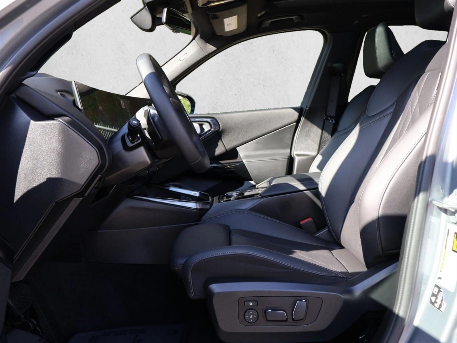 2026 BMW X3 30 - Photo 20
