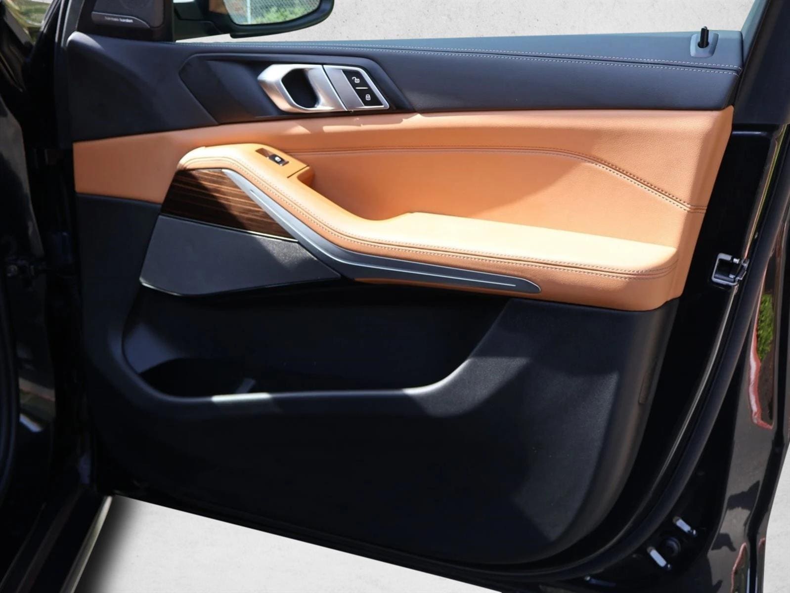 2026 BMW X5 50e - Photo 25