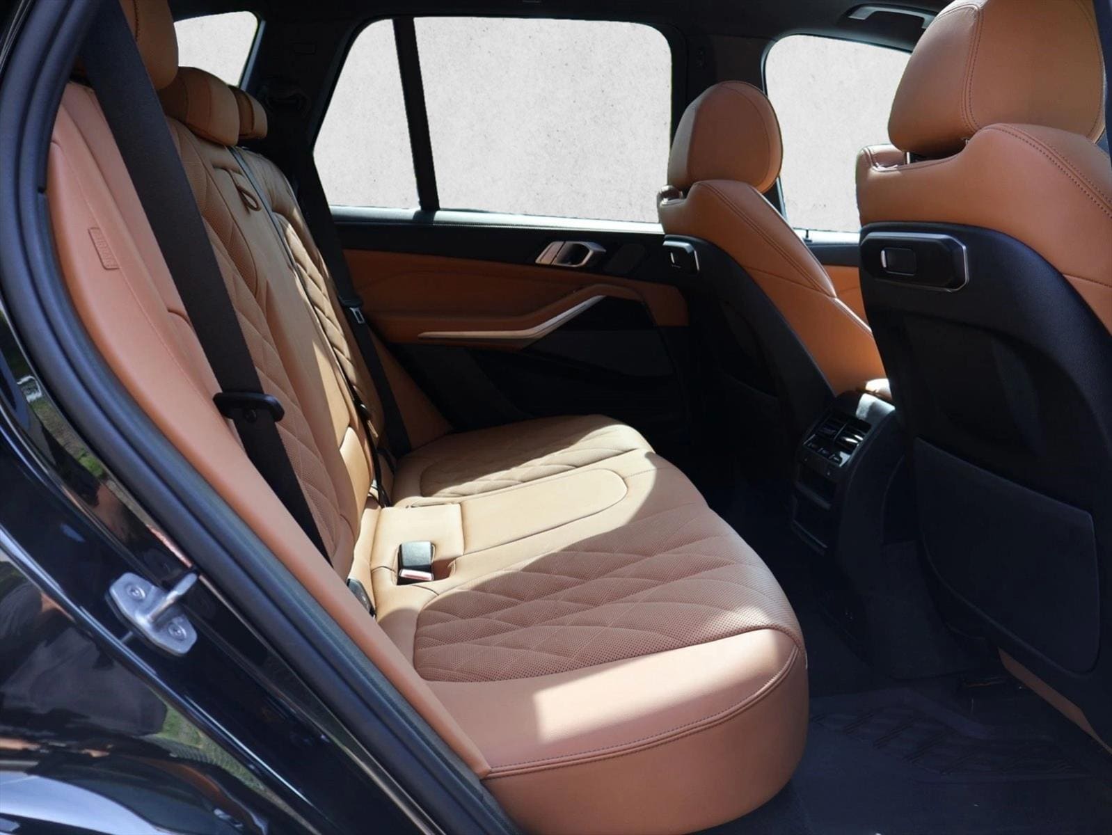 2026 BMW X5 50e - Photo 24
