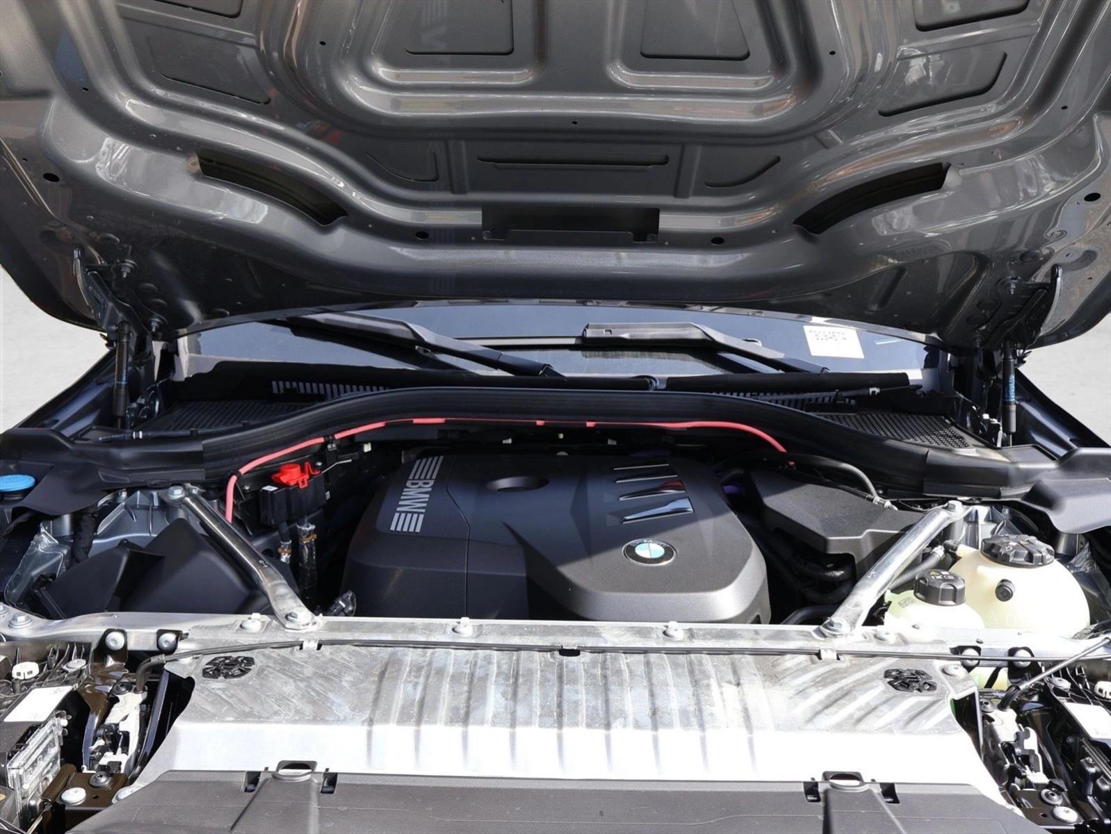2026 BMW X3 30 - Photo 27