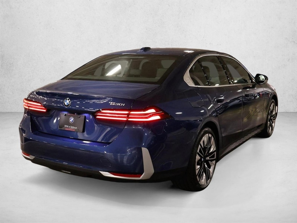 Used 2027 BMW 530i xDrive Sedan