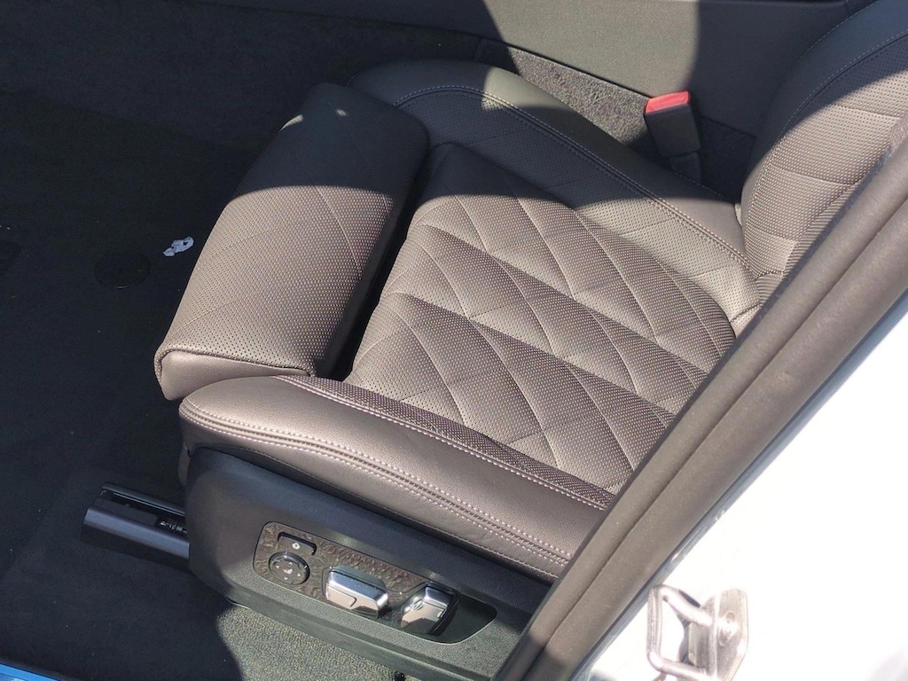 New 2026 BMW X5 PHEV xDrive50e SUV
