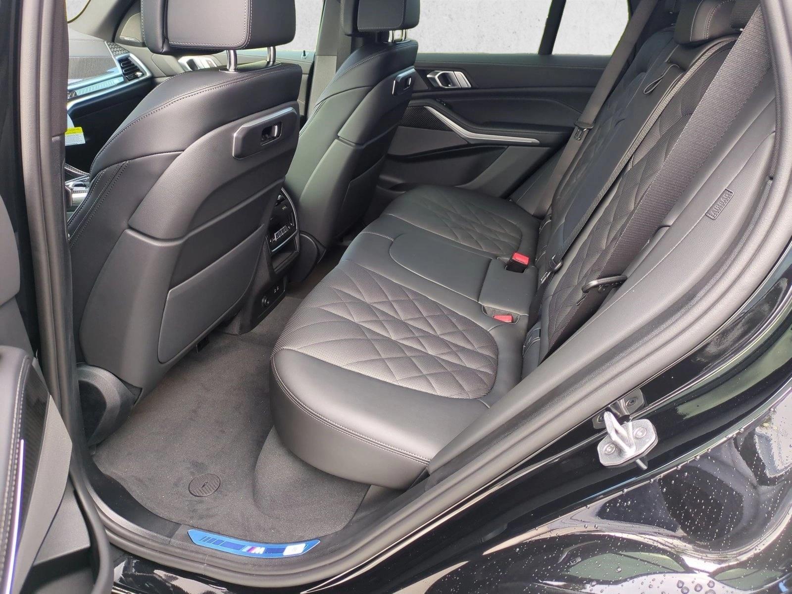 2026 BMW X5 M60i - Photo 16