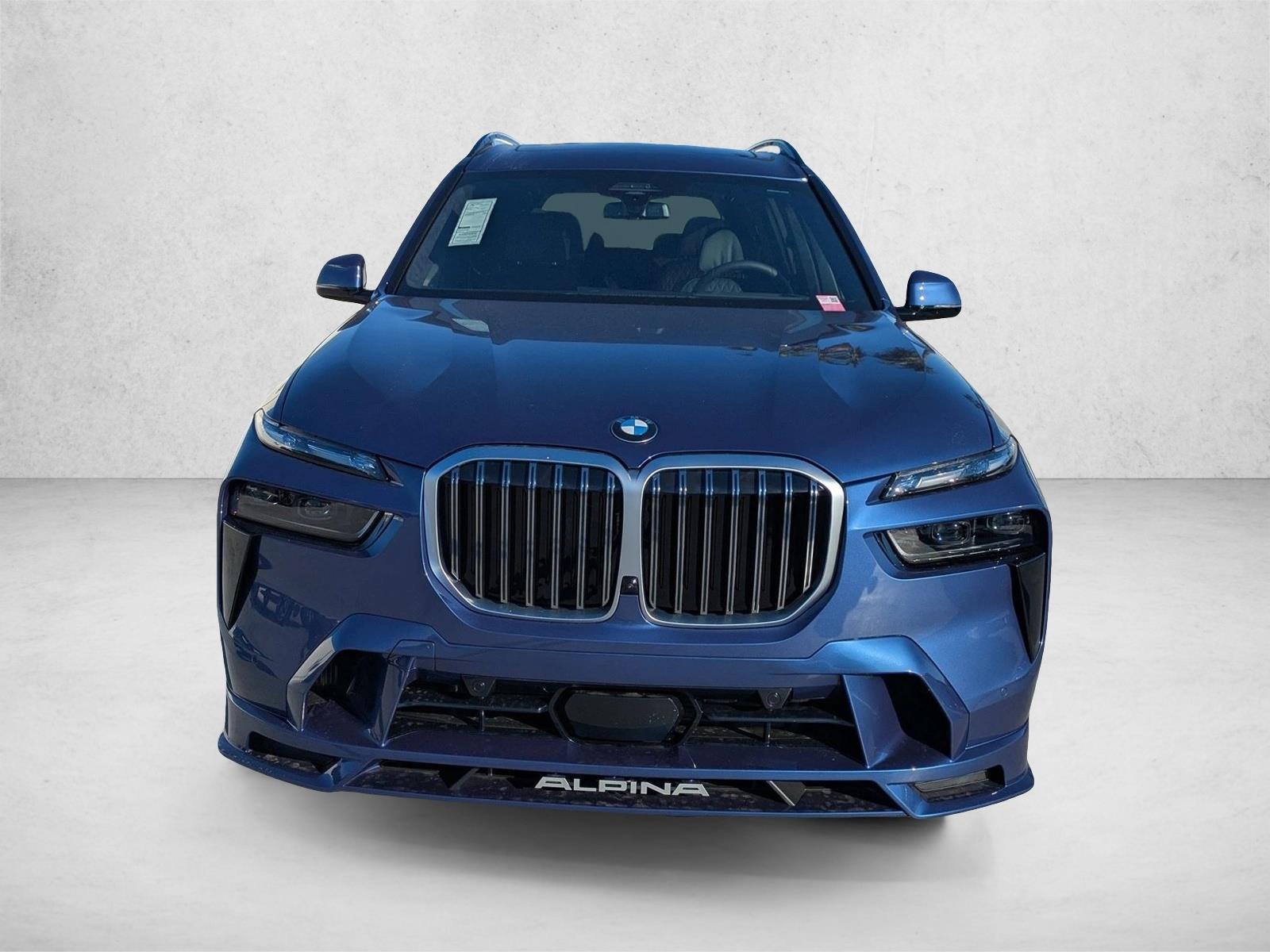 2026 BMW X7 ALPINA XB7 - Photo 6