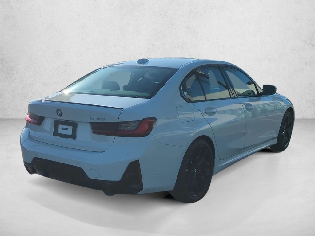 New 2026 BMW 330i Sedan