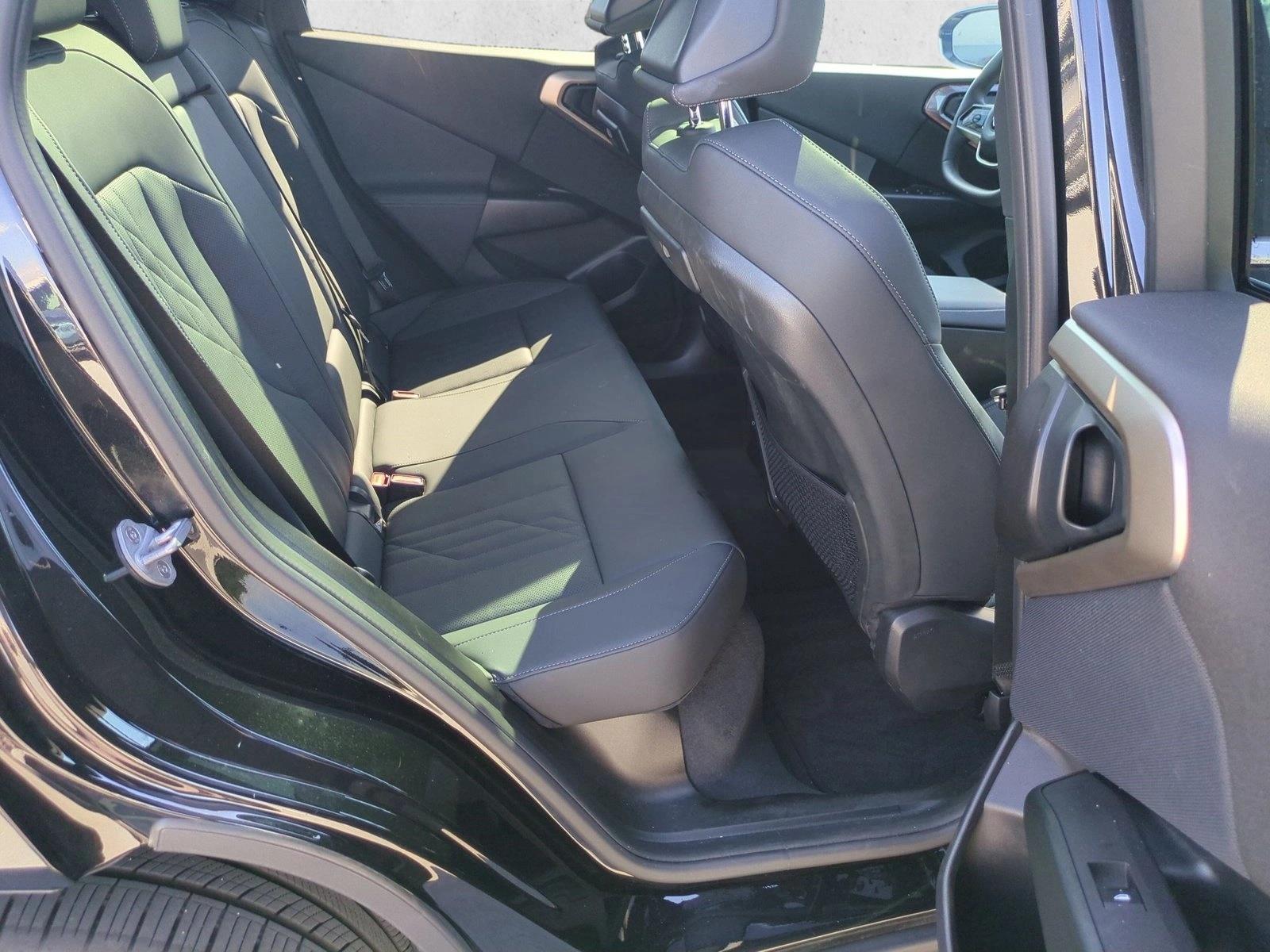 2025 BMW X3 30 - Photo 21