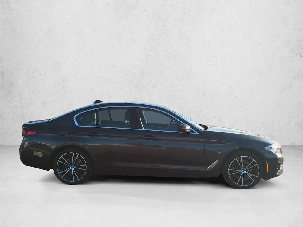Used 2023 BMW 530e Sedan