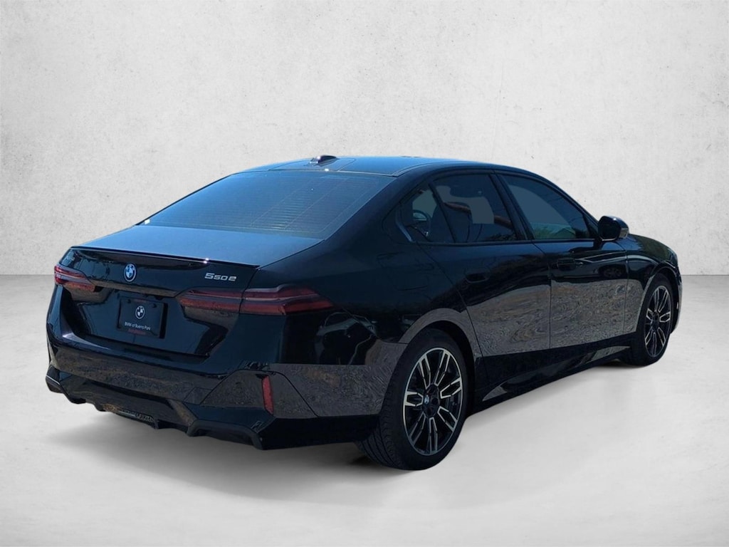 New 2027 BMW 550e xDrive Sedan