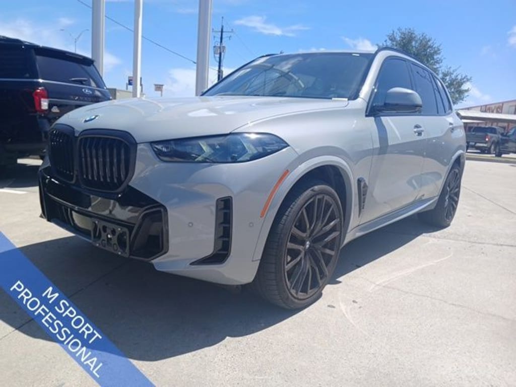 Certified 2025 BMW X5 sDrive40i w/ M SPORT SUV
