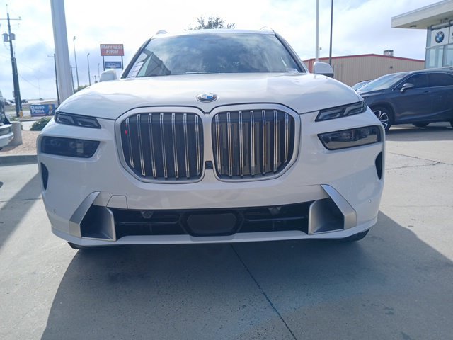 New 2027 BMW X7 xDrive40i SUV