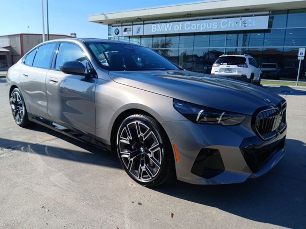 New 2026 BMW 5 Series 530i Sedan