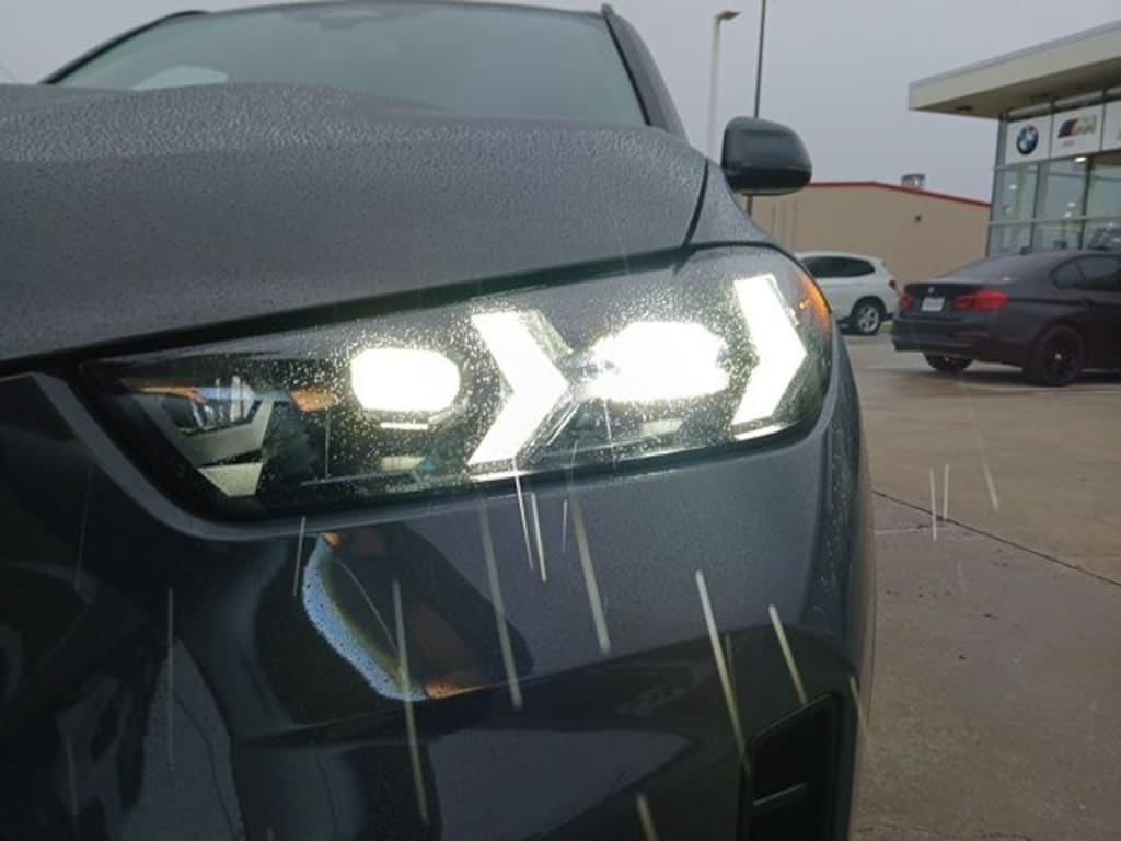 New 2026 BMW X5 sDrive40i SUV