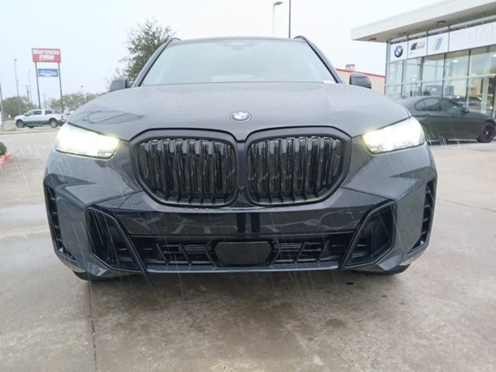 New 2026 BMW X5 sDrive40i SUV